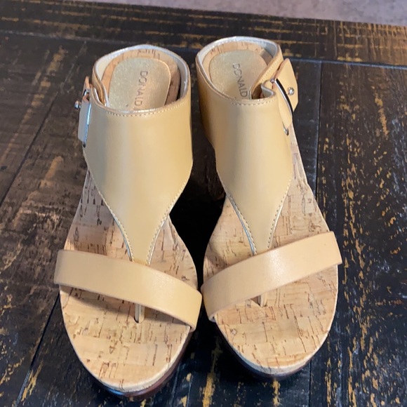 Donald J Pliner T-Strap Wedges - Picture 6 of 9